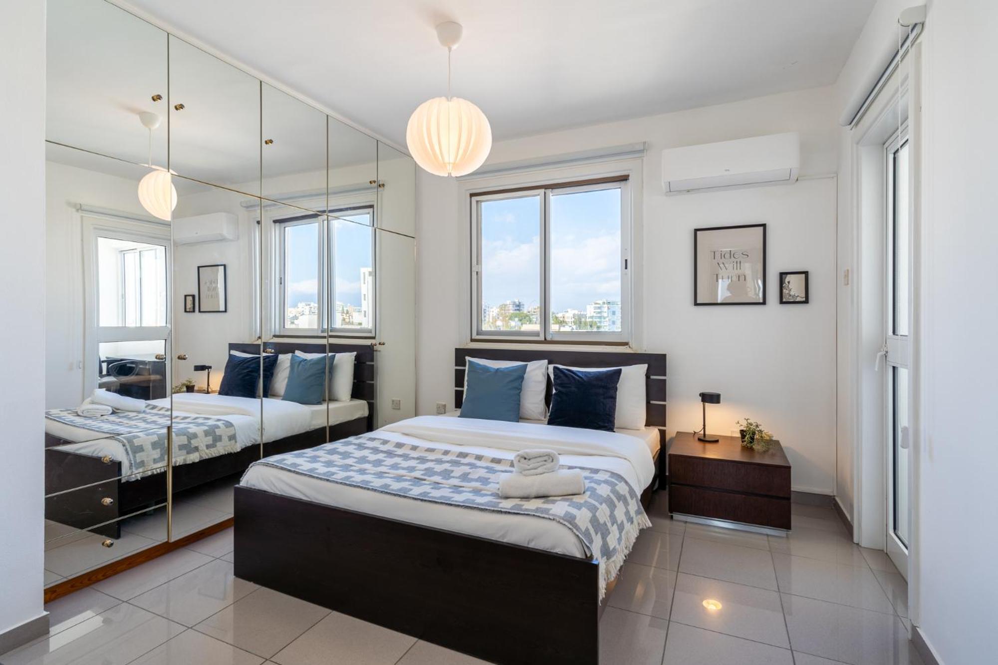 Jayde 2-Bedroom Apartment In Larnaca Exteriör bild